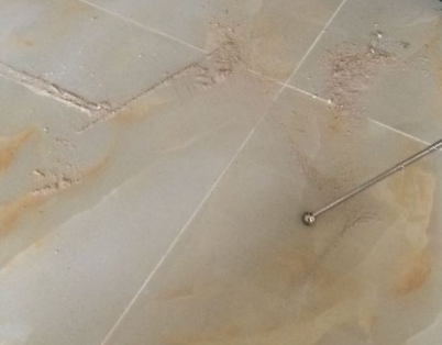 娄底市瓷砖空鼓维修公司分享粘合剂选择不当在瓷砖铺贴过程中可能导致以下问题